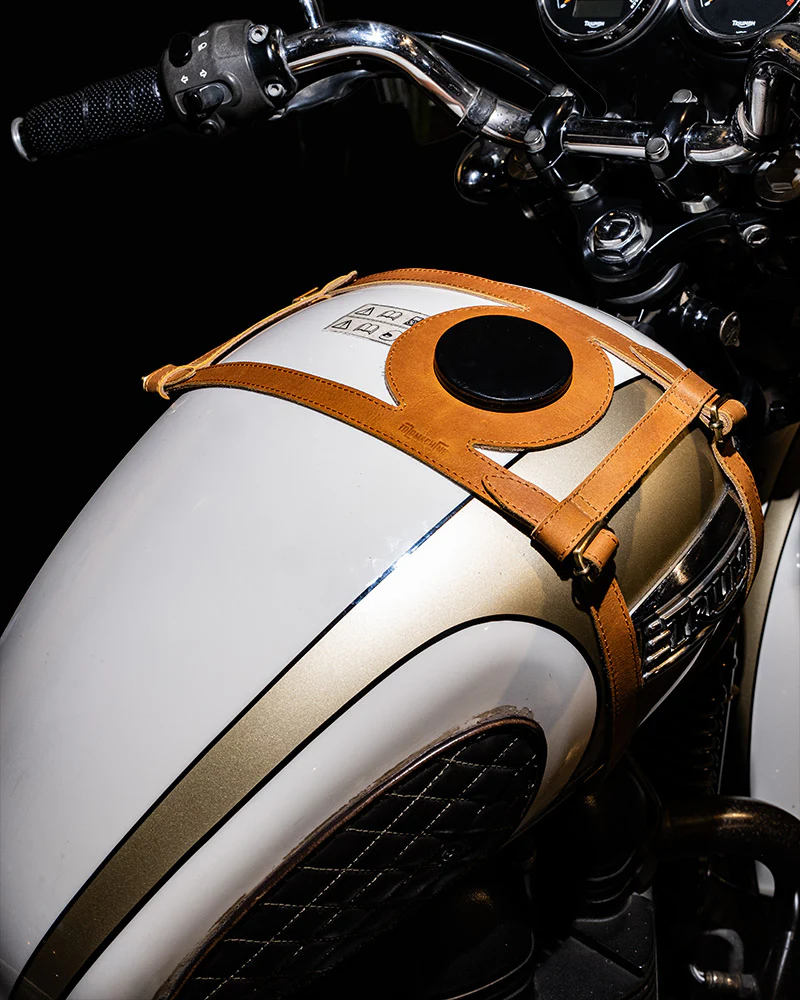 tank strap right side fuel inlet - Image 17