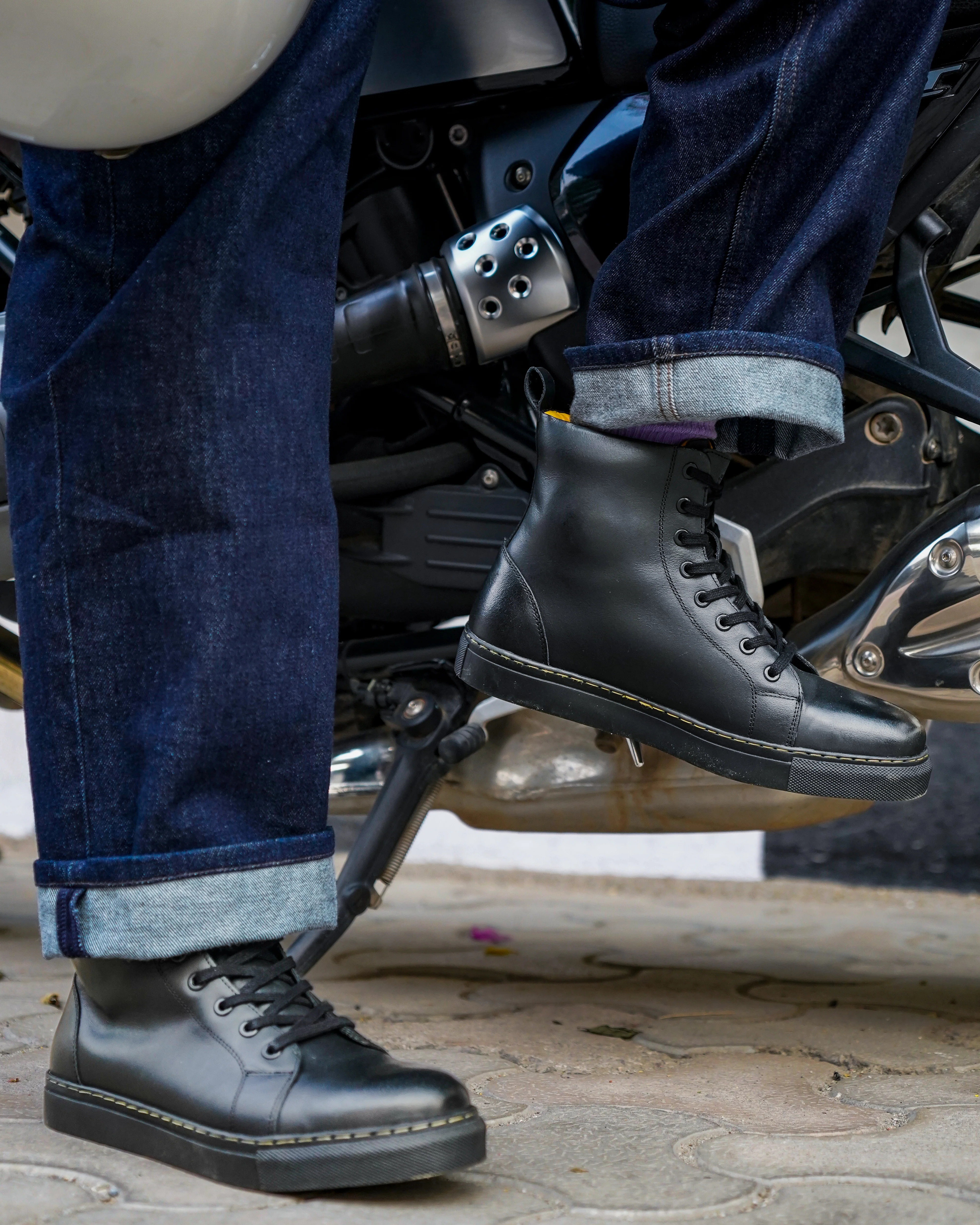 esc: men's riding sneakers black with shoe protector - Image 3