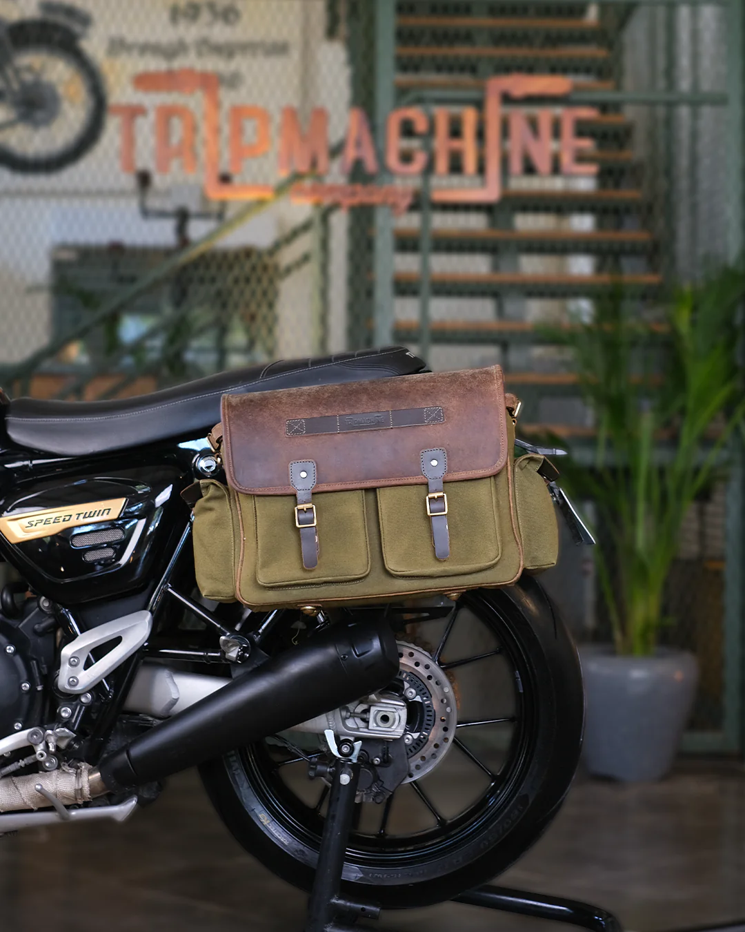 expedition saddlebag for speed twin/thruxton 1200 - Image 18