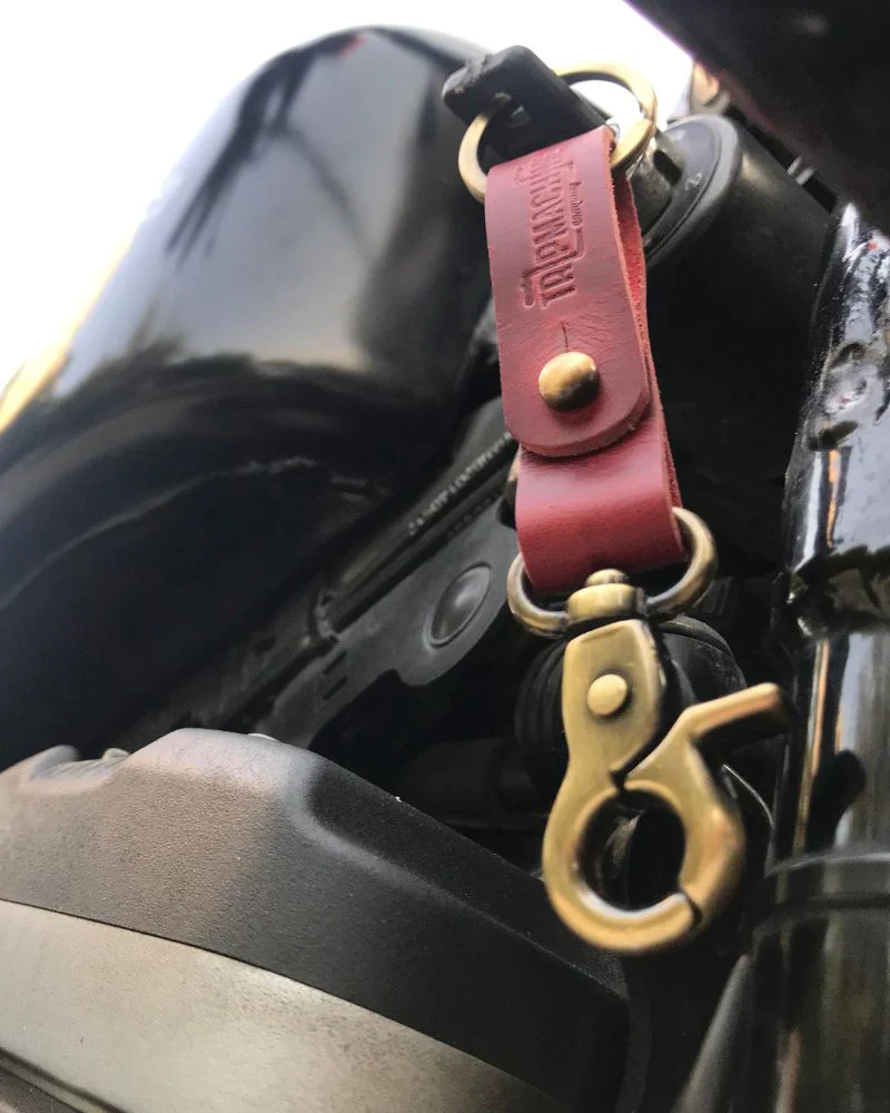 key fob with antique gold - Image 4