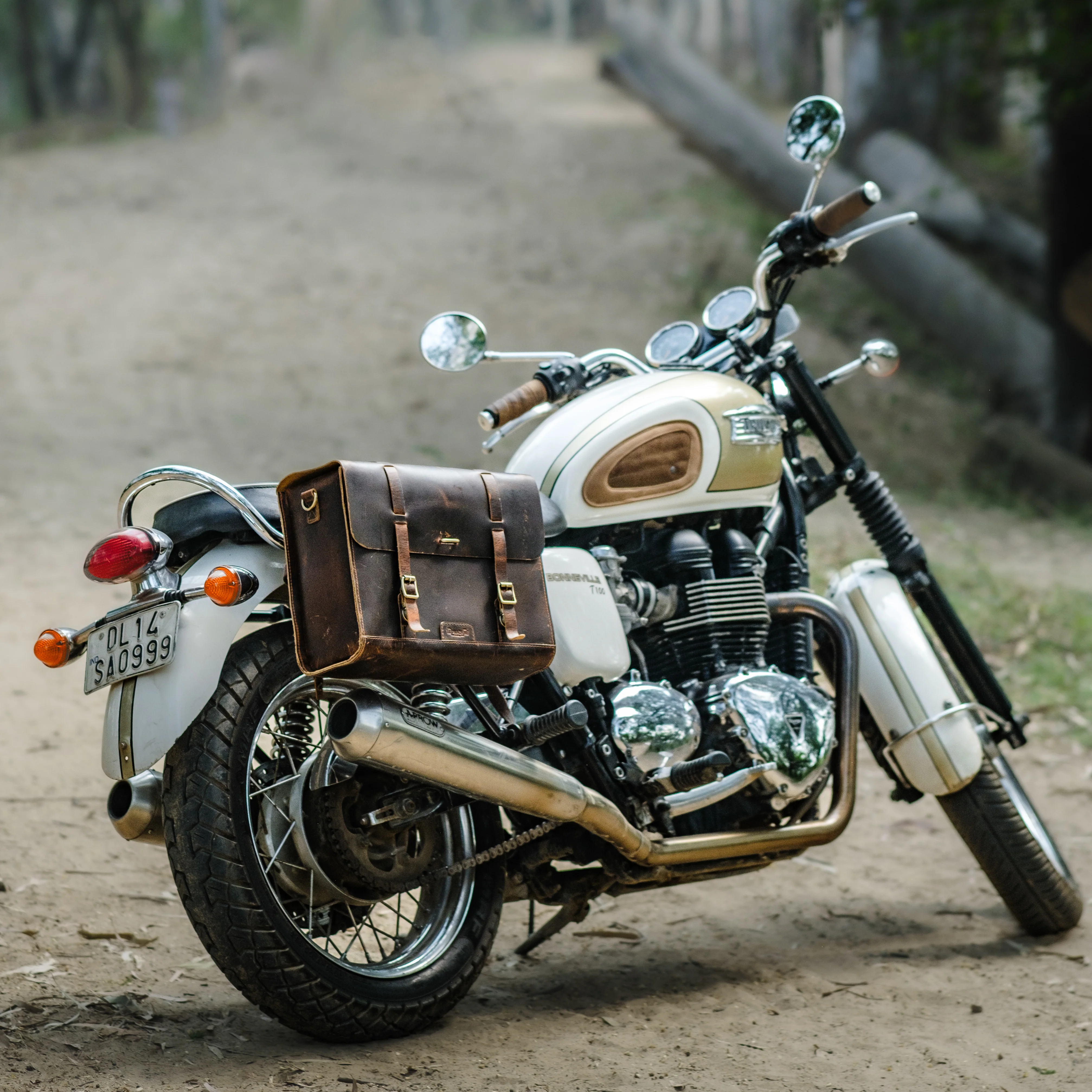 legacy saddlebag for classic 650 - Image 11