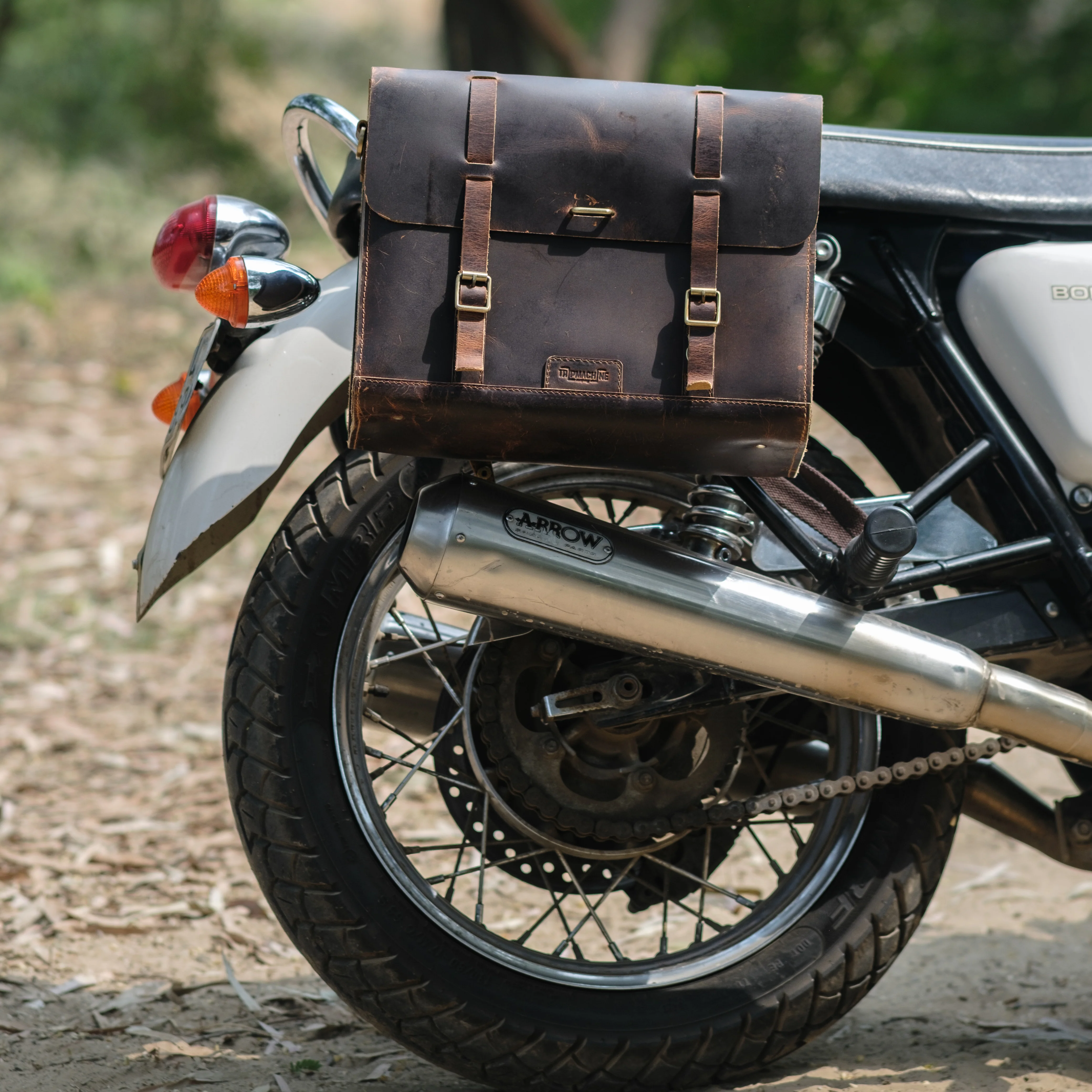 legacy saddlebag for classic 650 - Image 13