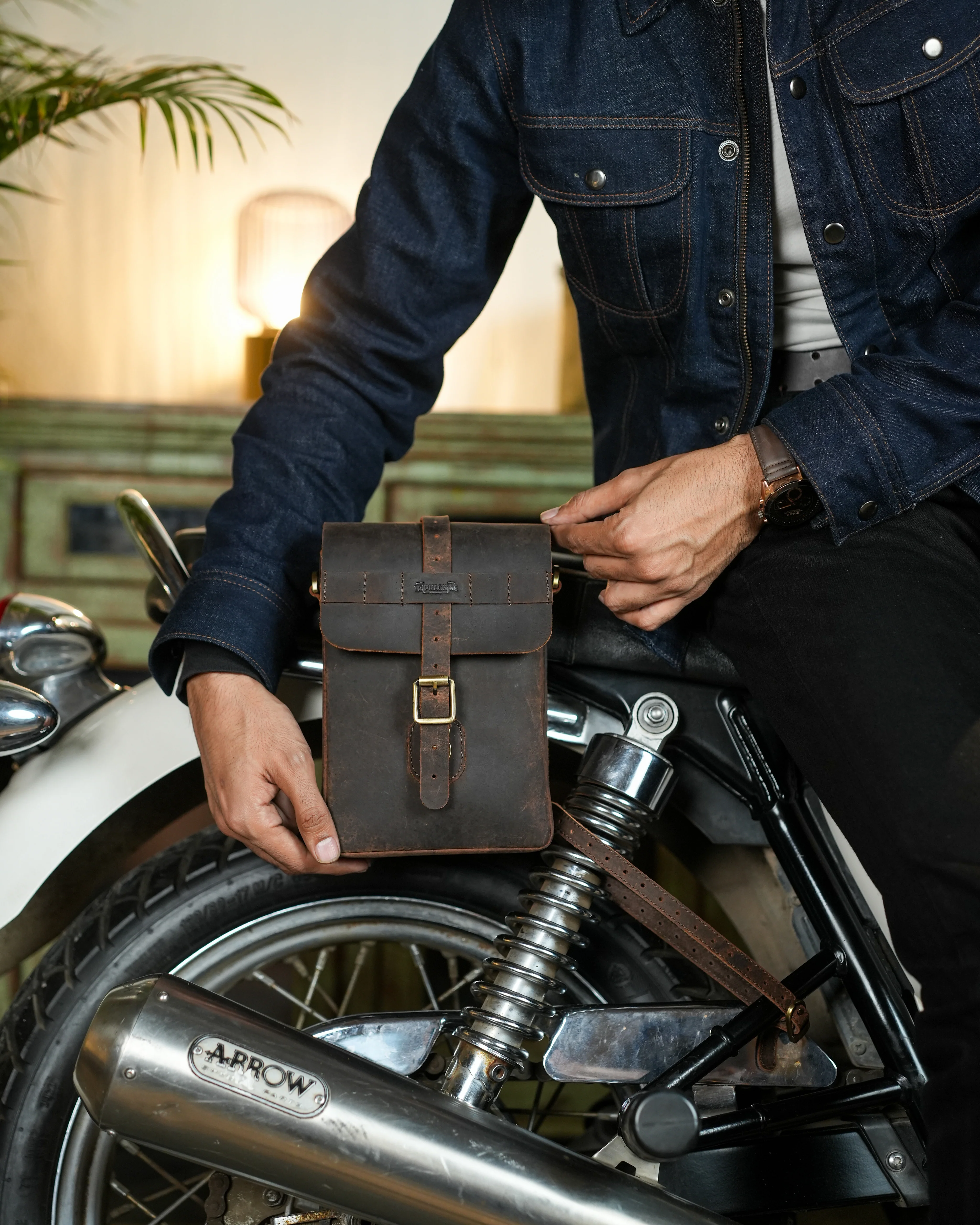 moto sling bag - Image 18