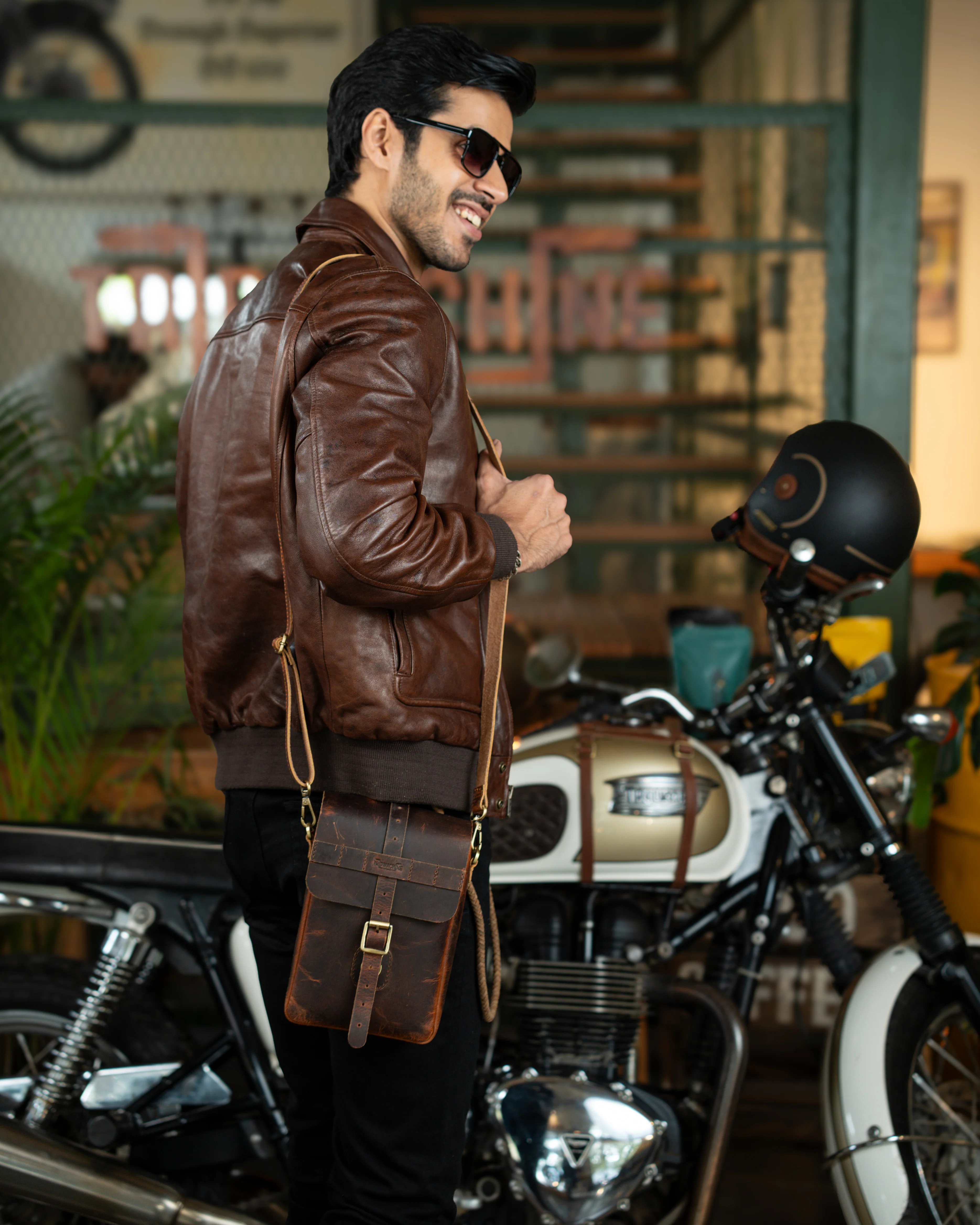 moto sling bag - Image 41