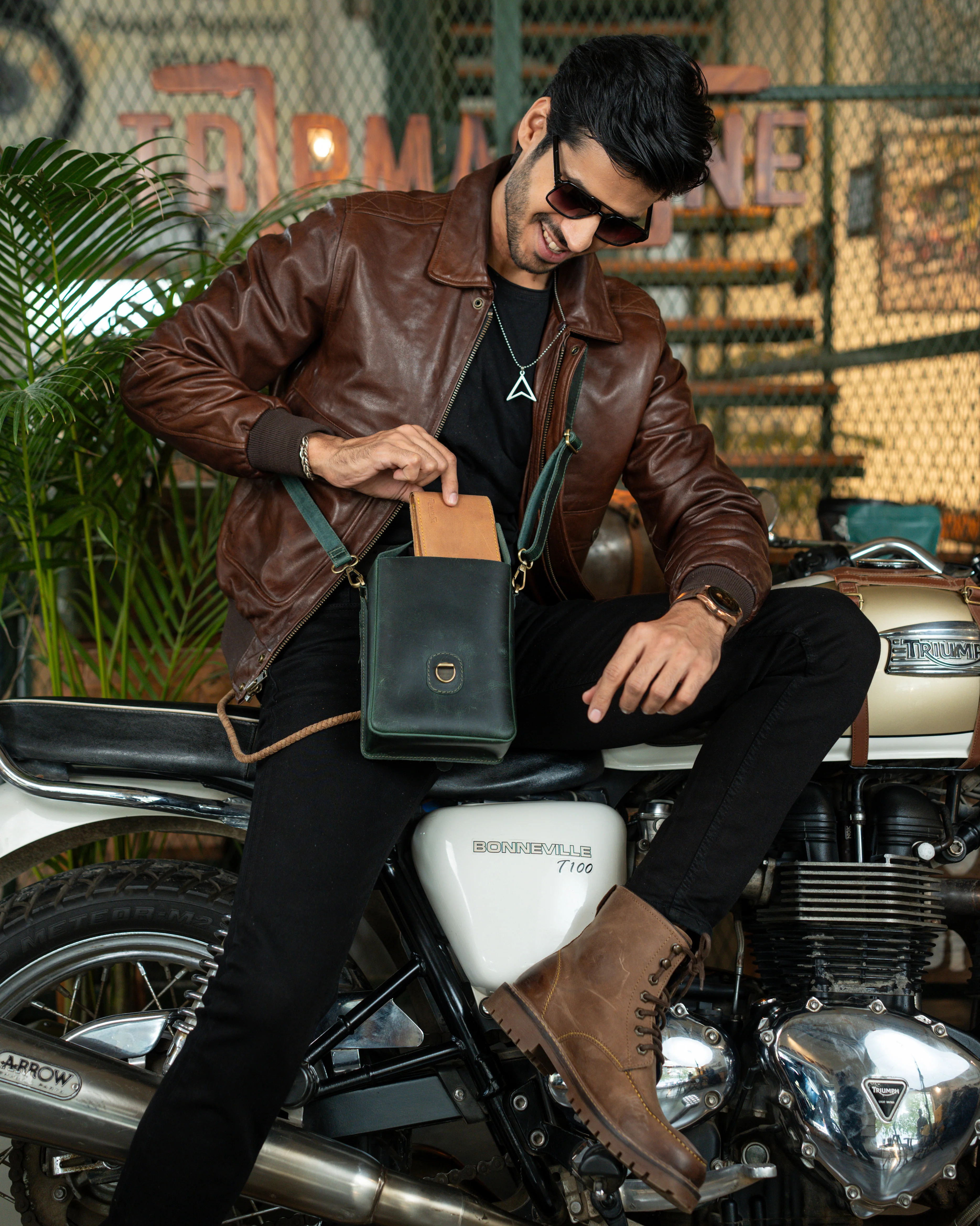 moto sling bag - Image 58