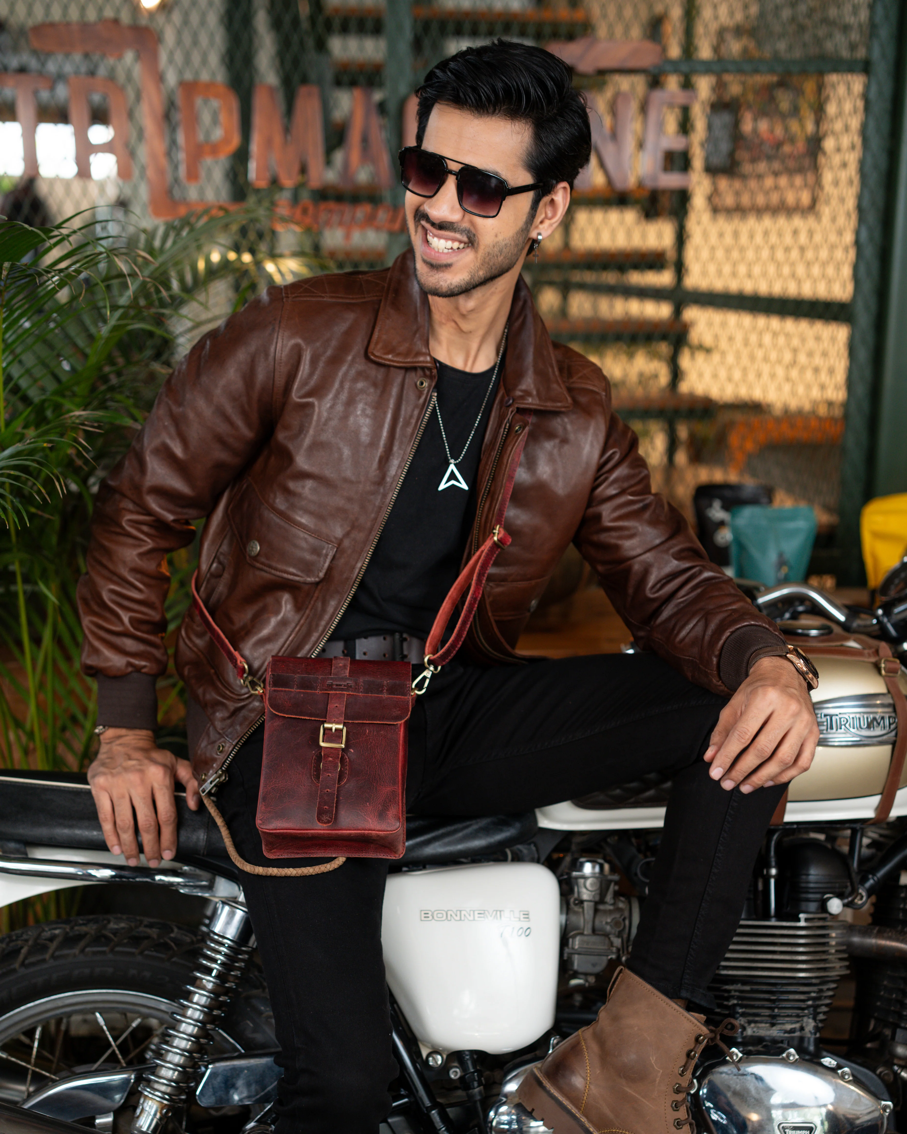 moto sling bag - Image 73