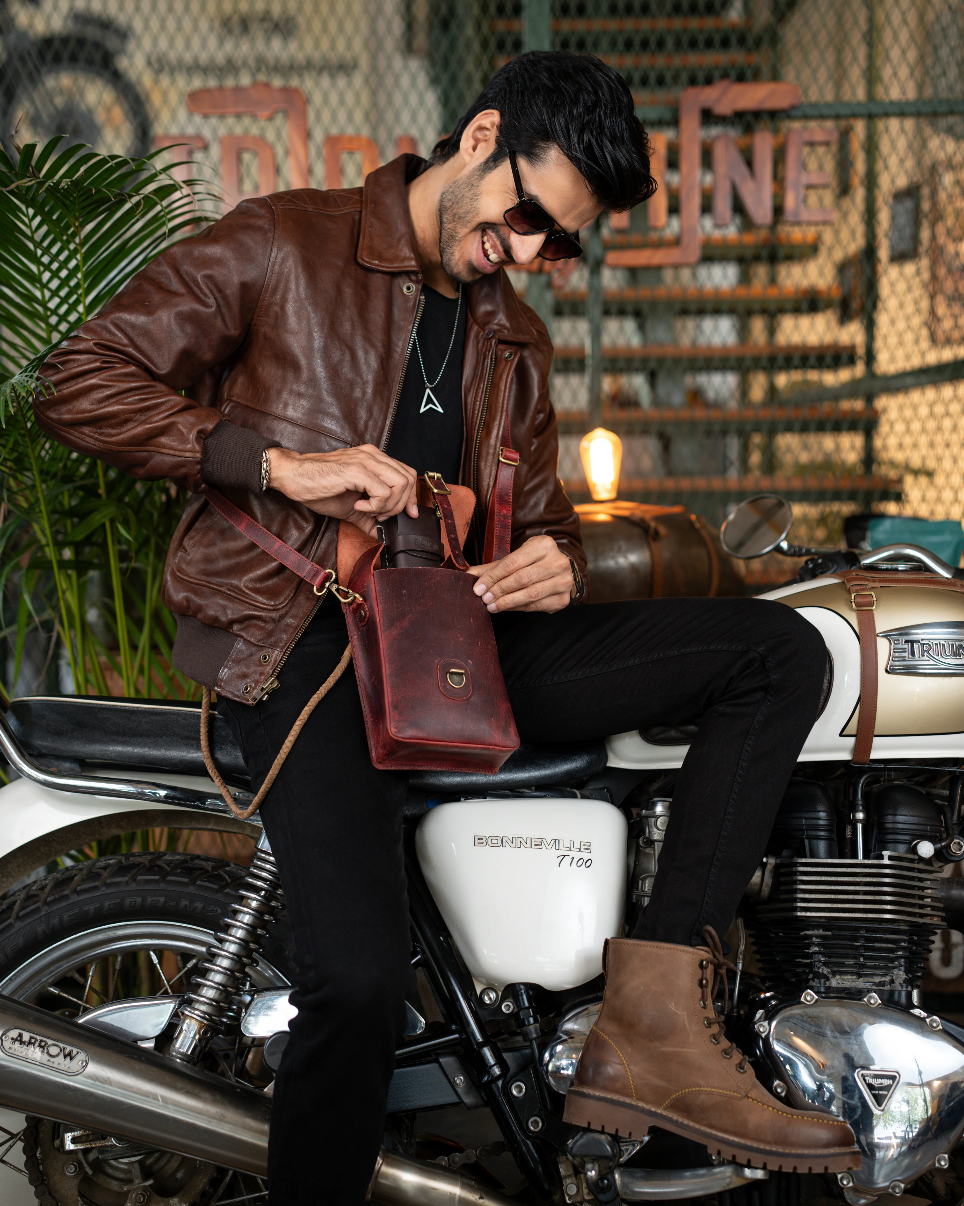 moto sling bag - Image 78
