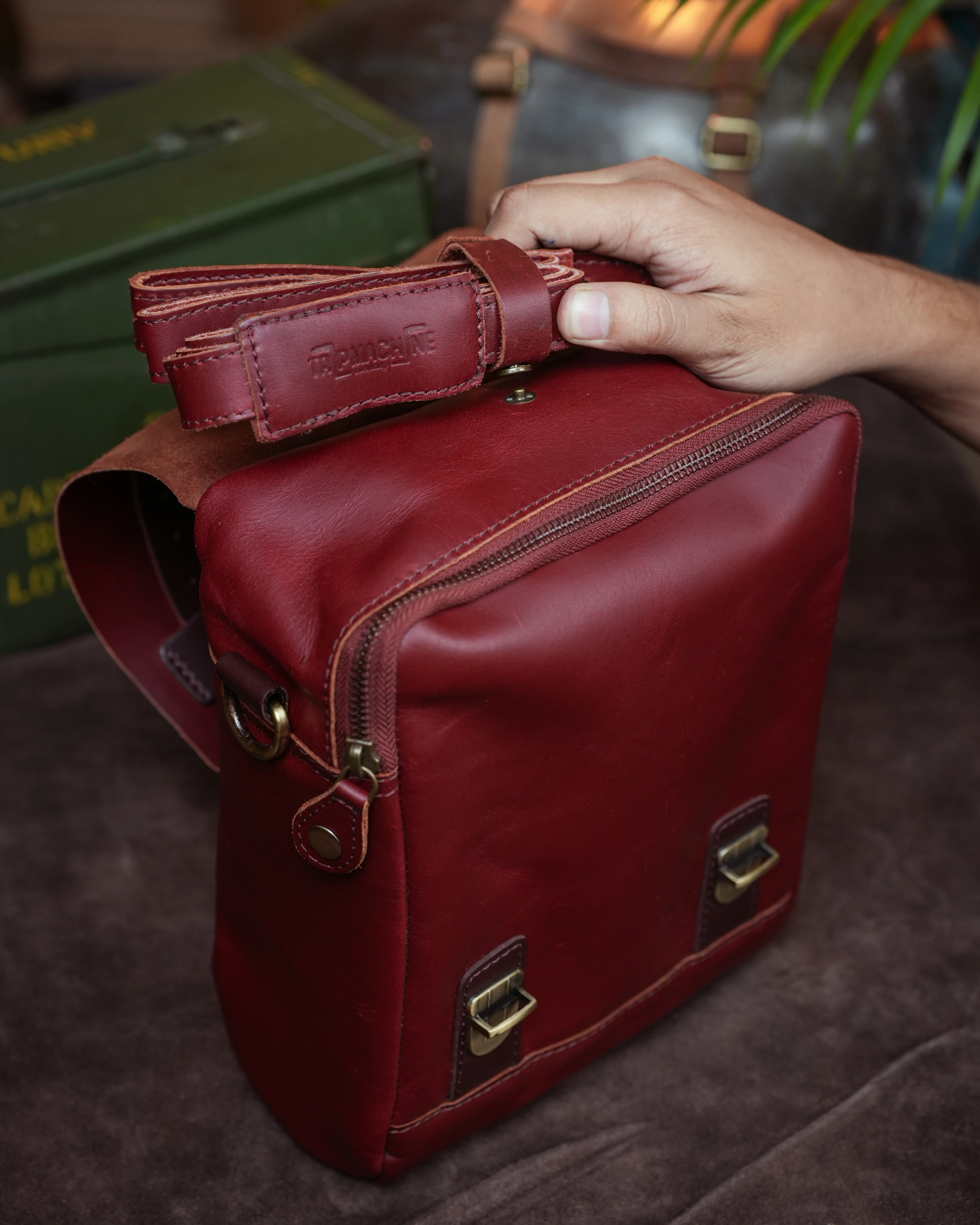 tank and tail bag - Image 82