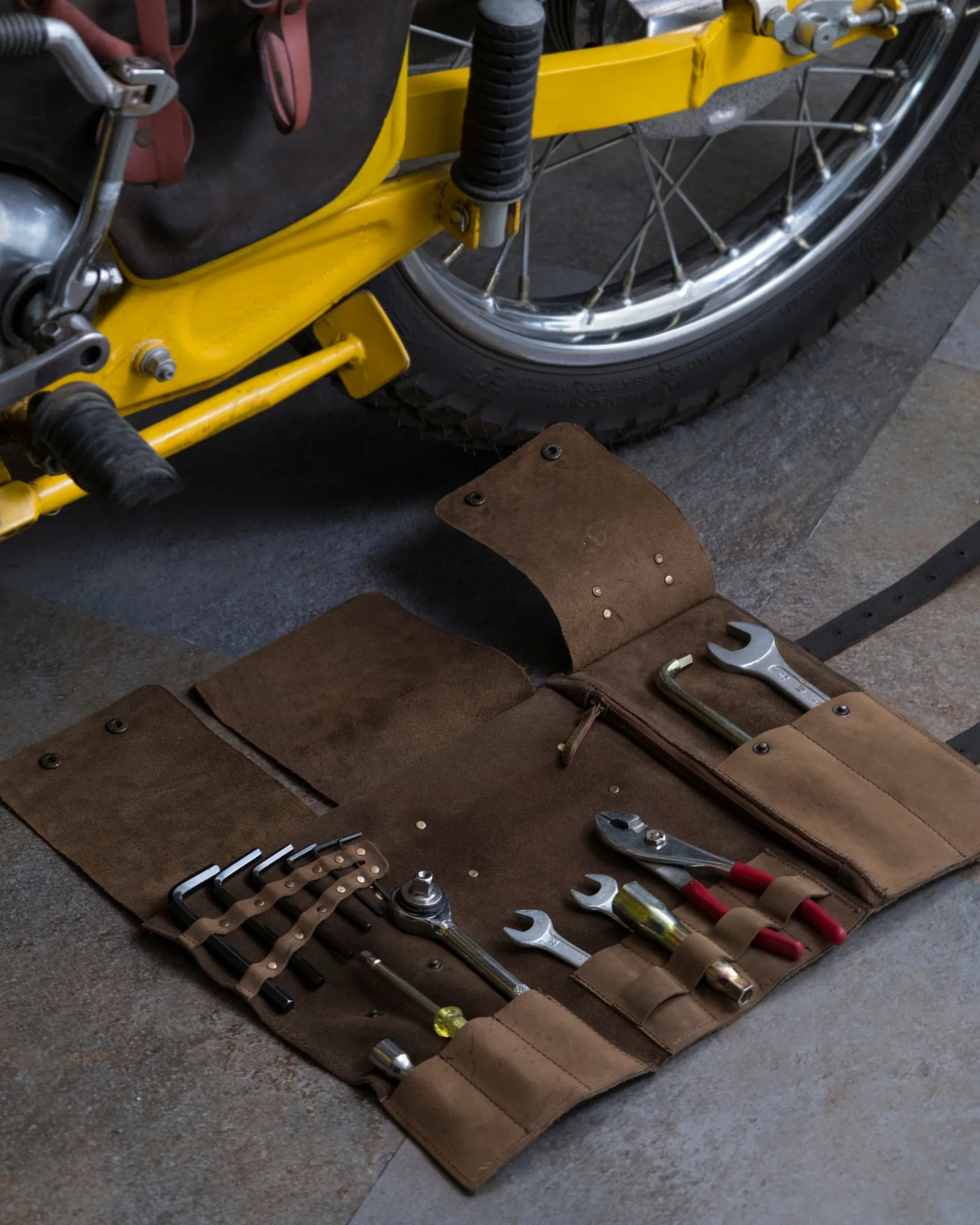 tool roll - Image 26