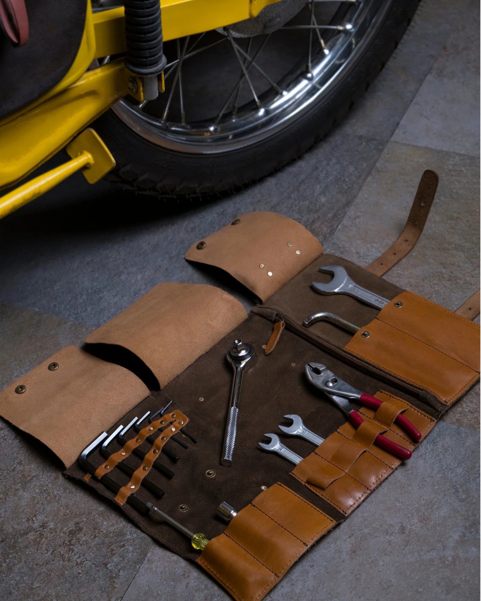 tool roll - Image 35