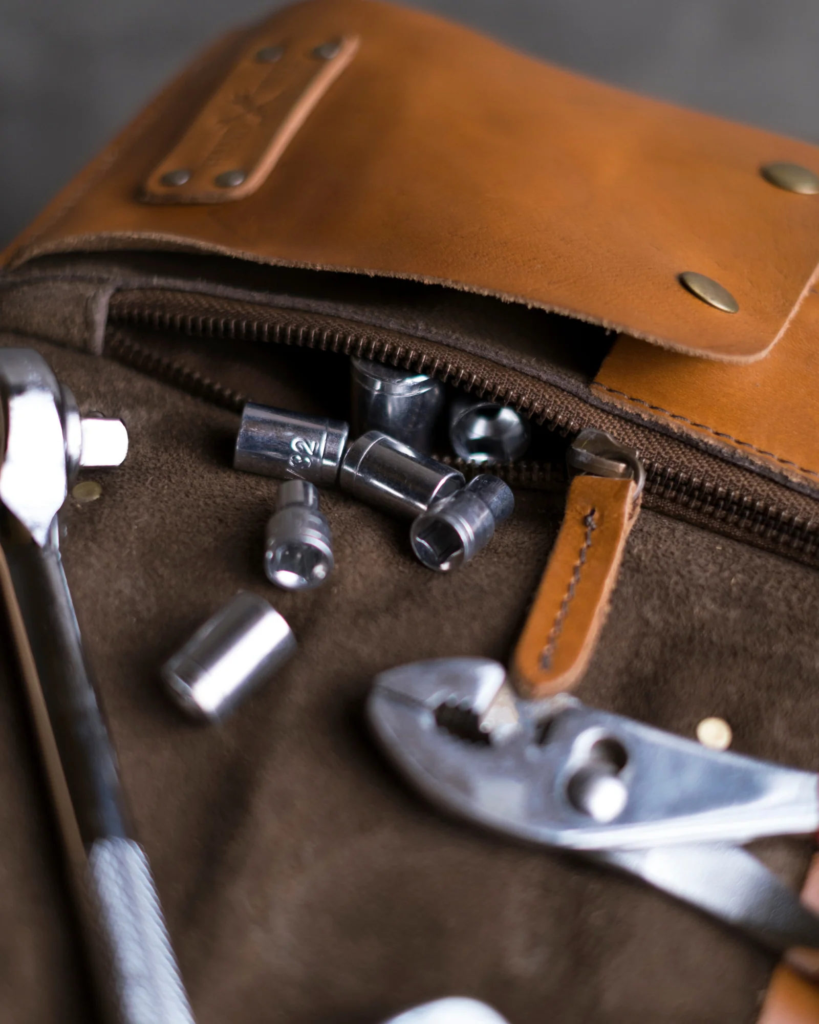 tool roll - Image 39