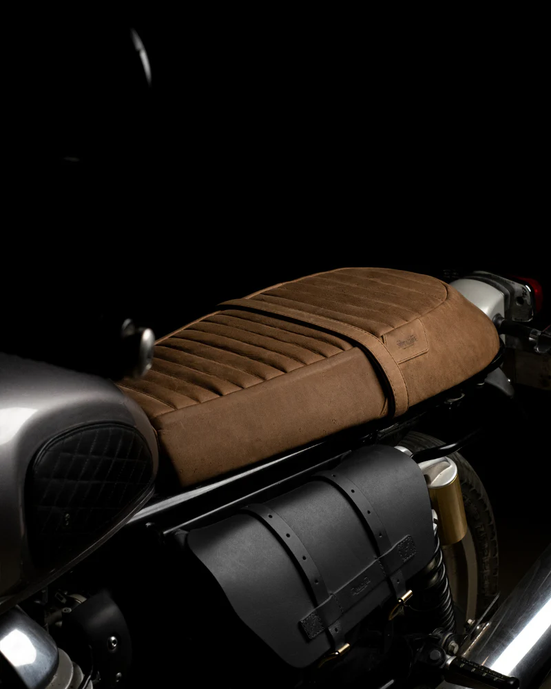 touring leather seat crafted to fit royal enfield interceptor 650 / gt 650 - Image 13