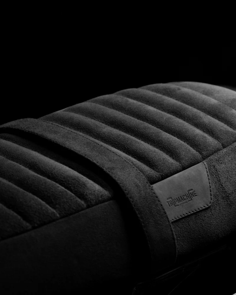 touring suede seat crafted to fit royal enfield interceptor 650 / gt 650 - Image 14