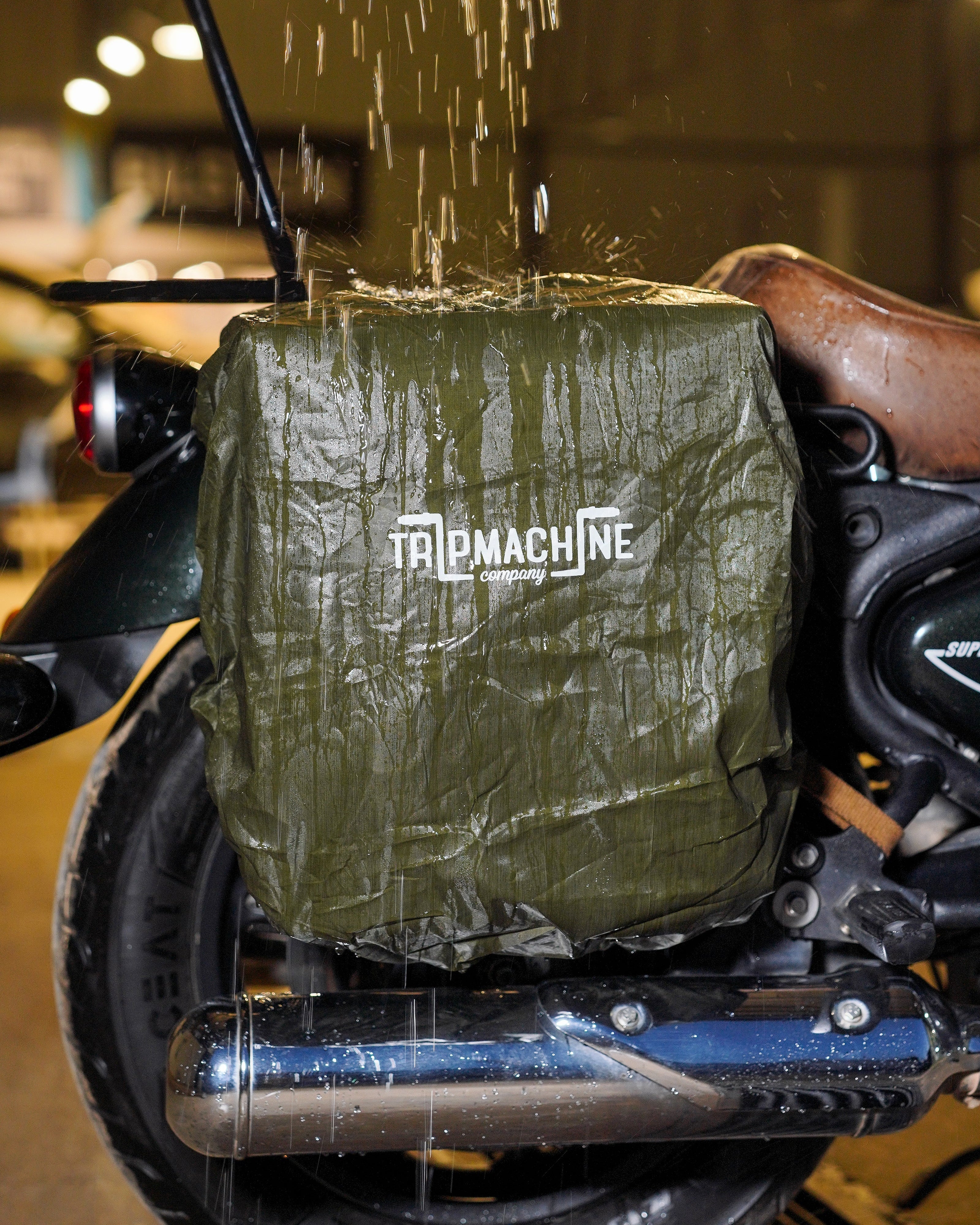 ventura saddlebag for super meteor 650 - Image 13